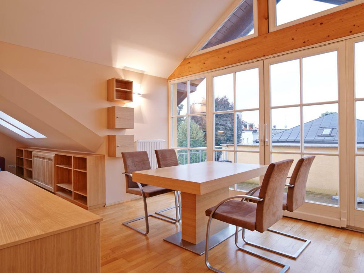 Holiday Apartments By Das Gruene Hotel Zur Post - 100 % Bio & Villa Ceconi Salzburgo Exterior foto